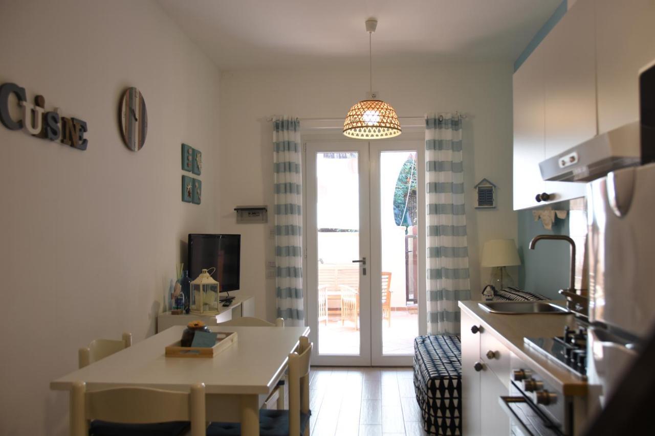 Casa Vittoria Villa Villasimius Exteriör bild